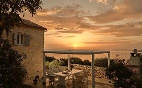 Villa Aria